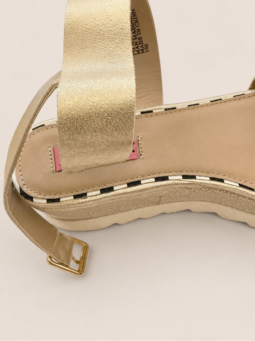 Betsy Johnson floral Gold Floral Platform Sandals - Picture 3 of 5